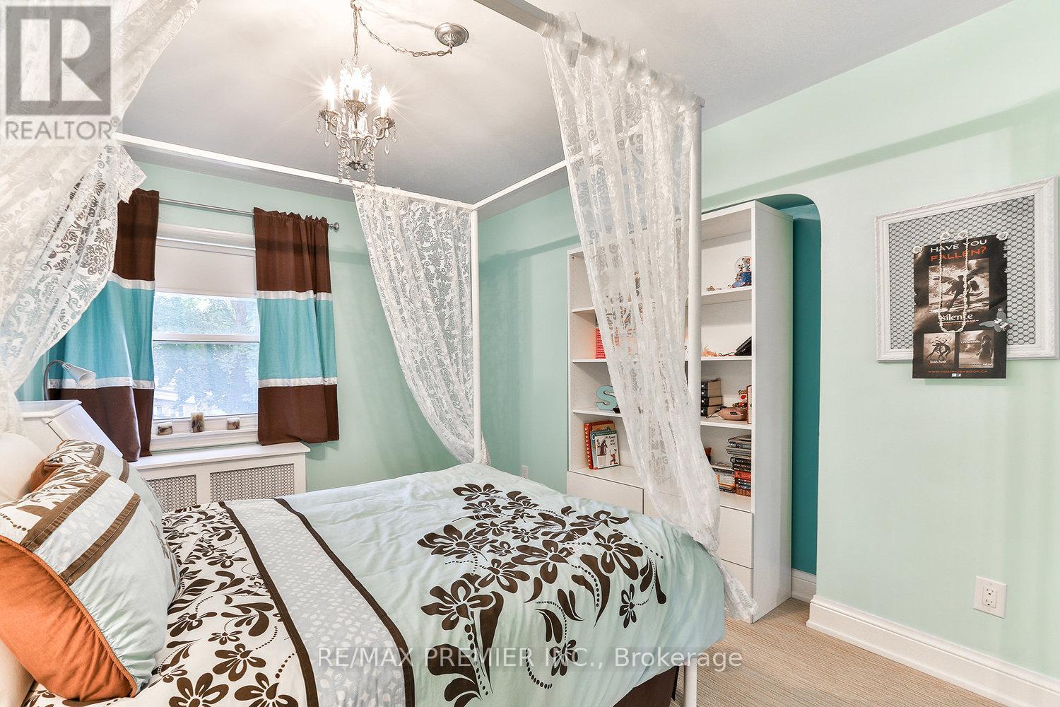 684 Eglinton Avenue E, Toronto, Ontario  M4G 2K5 - Photo 19 - C12657492