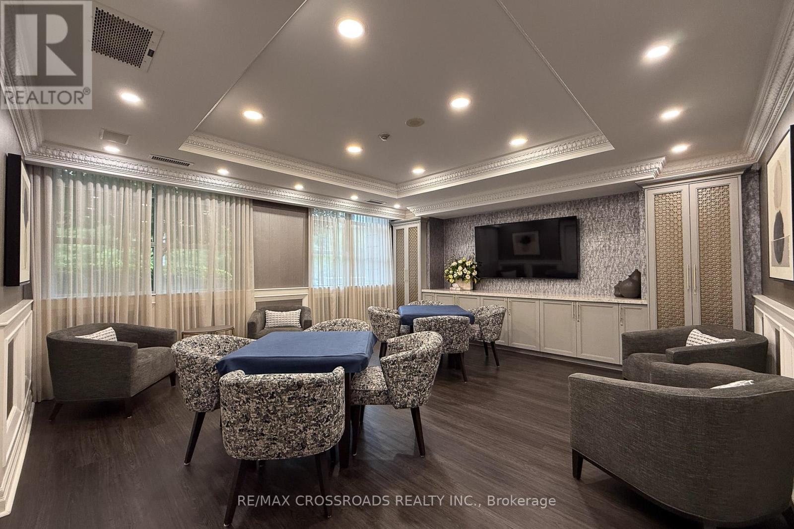 210 - 10 Old York Mills Road, Toronto, Ontario  M2P 2G9 - Photo 43 - C12657522