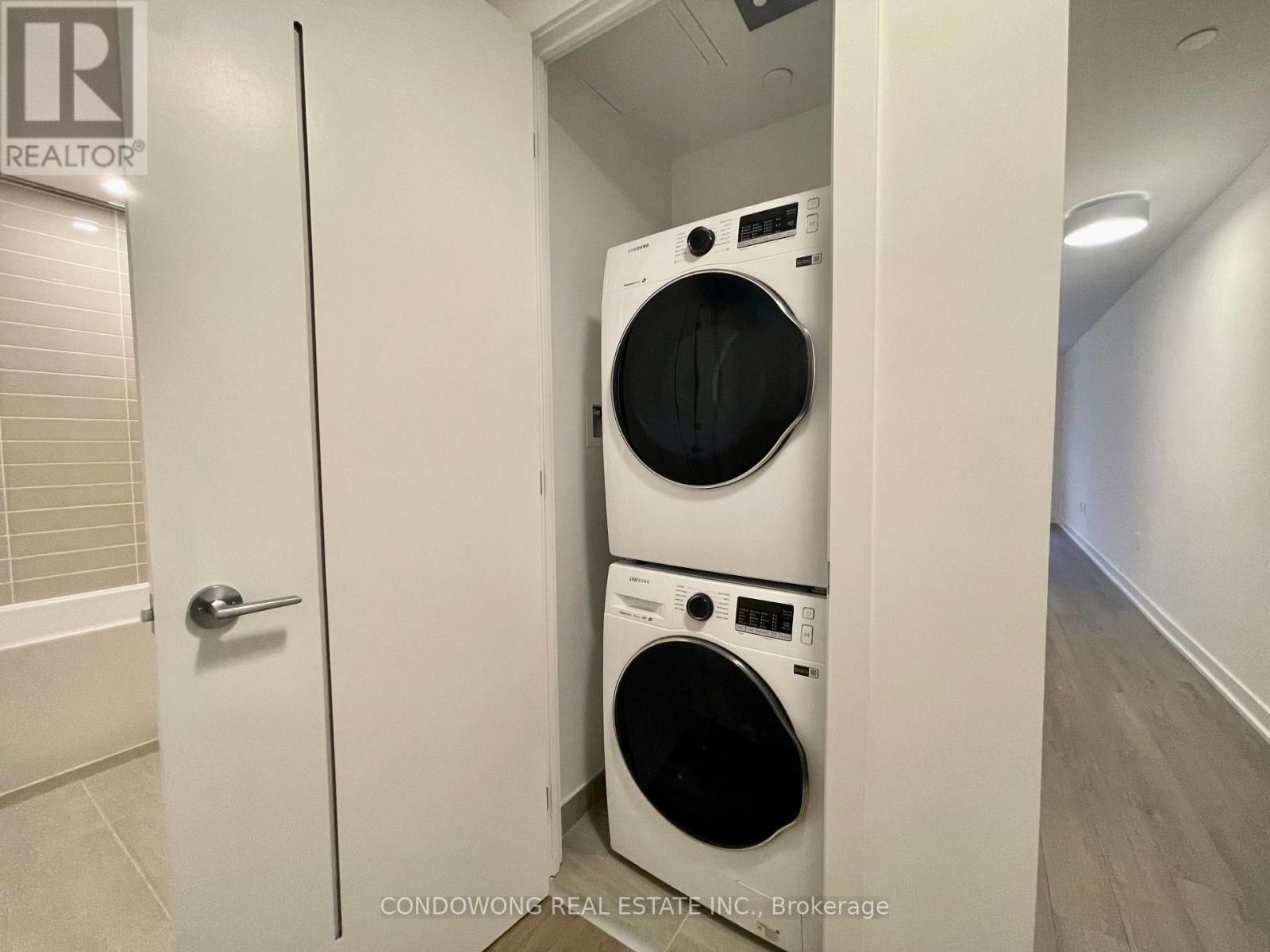 2004 - 357 King Street W, Toronto, Ontario  M5V 0S7 - Photo 10 - C12657544