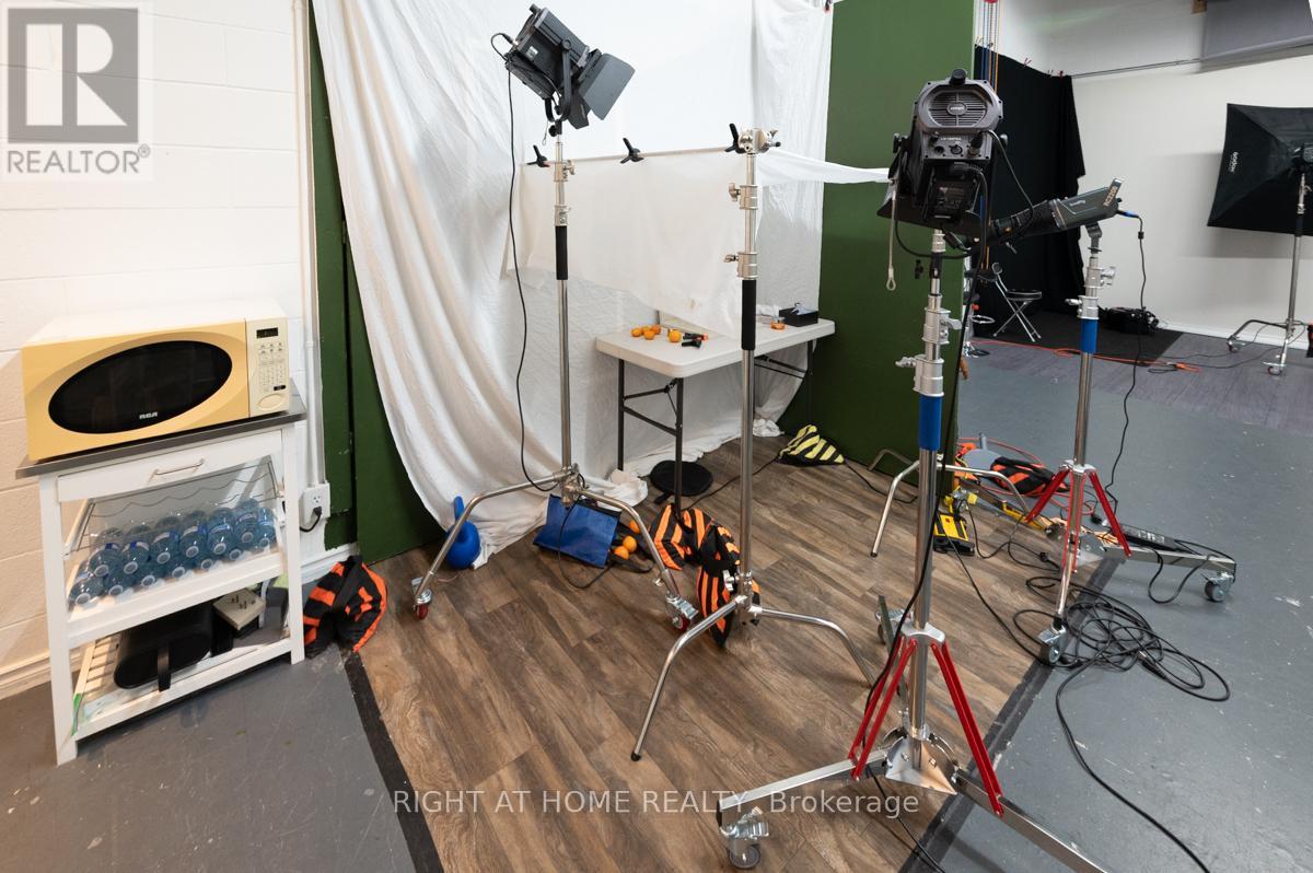 257 - 1885 Clements Road, Pickering, Ontario L1W 3V4 - Photo 10 - E12657548