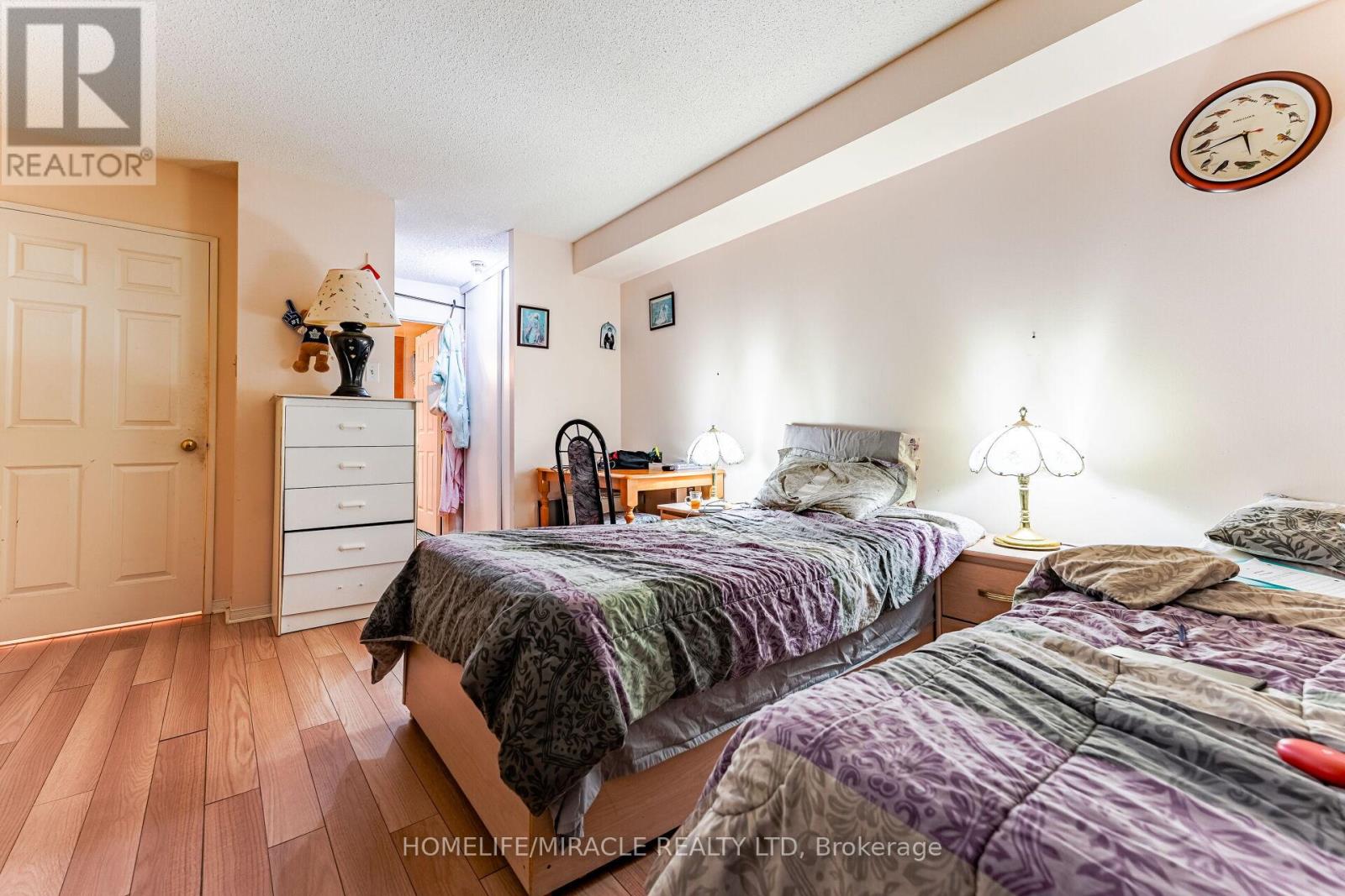 318 - 250 Webb Drive, Mississauga, Ontario  L5B 3Z4 - Photo 24 - W12657466