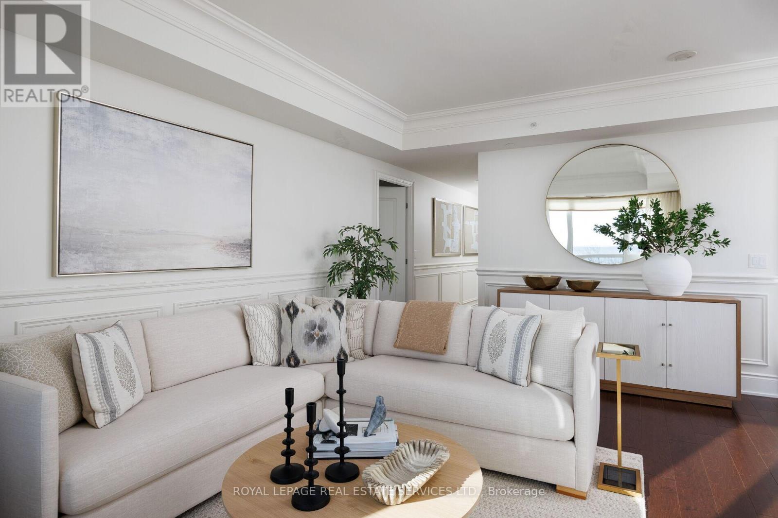 327 - 3500 Lakeshore Road W, Oakville, Ontario  L6L 0B4 - Photo 8 - W12657498