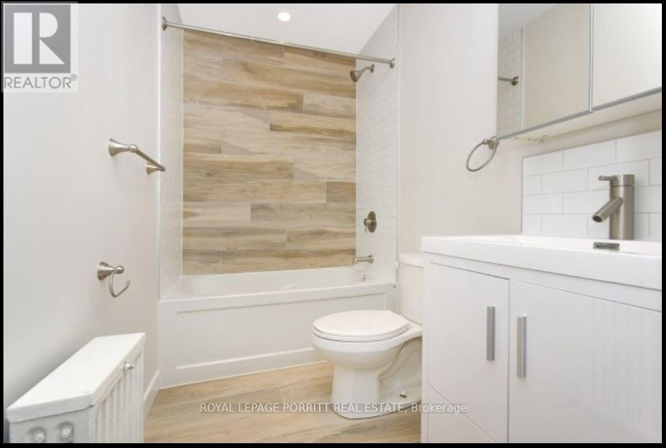 4 - 3411 Lake Shore Boulevard W, Toronto, Ontario  M8W 1N2 - Photo 5 - W12657500