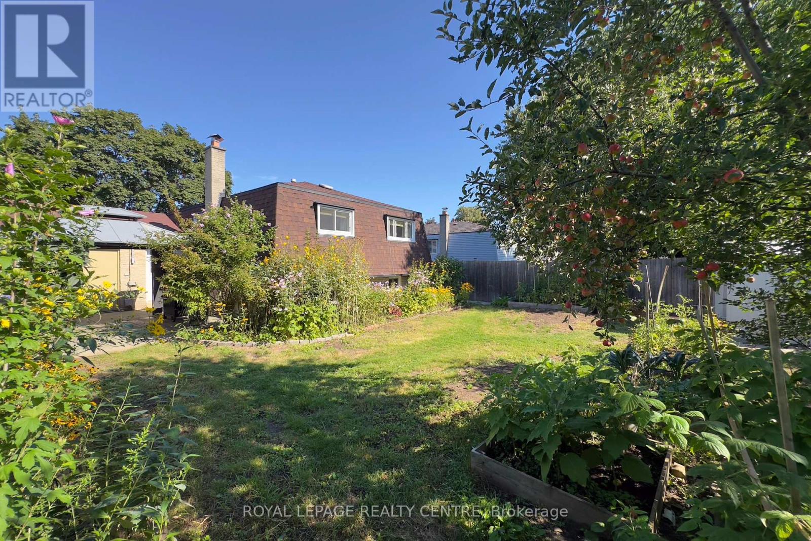 254 Louis Drive, Mississauga, Ontario  L5B 1Y9 - Photo 40 - W12657502