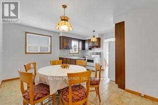 148 Yatescastle Drive, Toronto, Ontario  M3L 2L9 - Photo 14 - W12657520