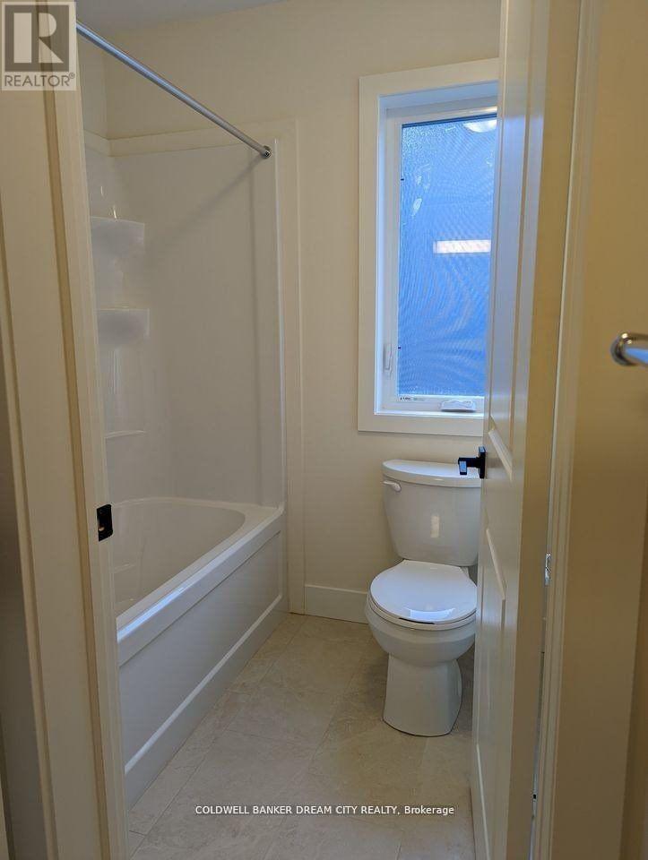 114 Julie Crescent, London South, Ontario  N5Z 0B3 - Photo 8 - X12657494