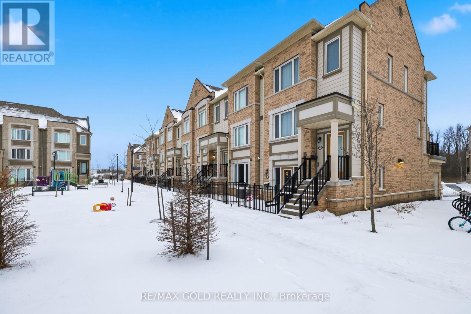 144 - 1 Beckenrose Court, Brampton, Ontario  L6Y 6G2 - Photo 2 - W12657508