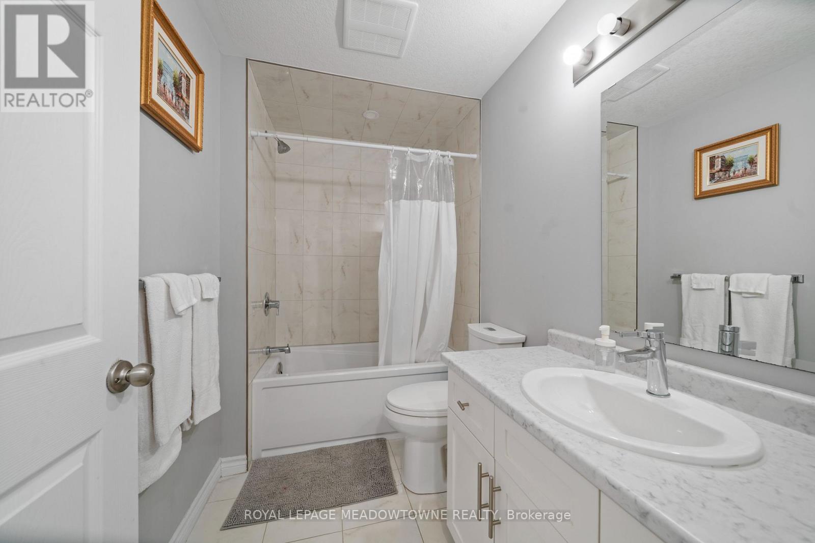 6 - 182 Oat Lane, Kitchener, Ontario  N2R 0S8 - Photo 14 - X12657030