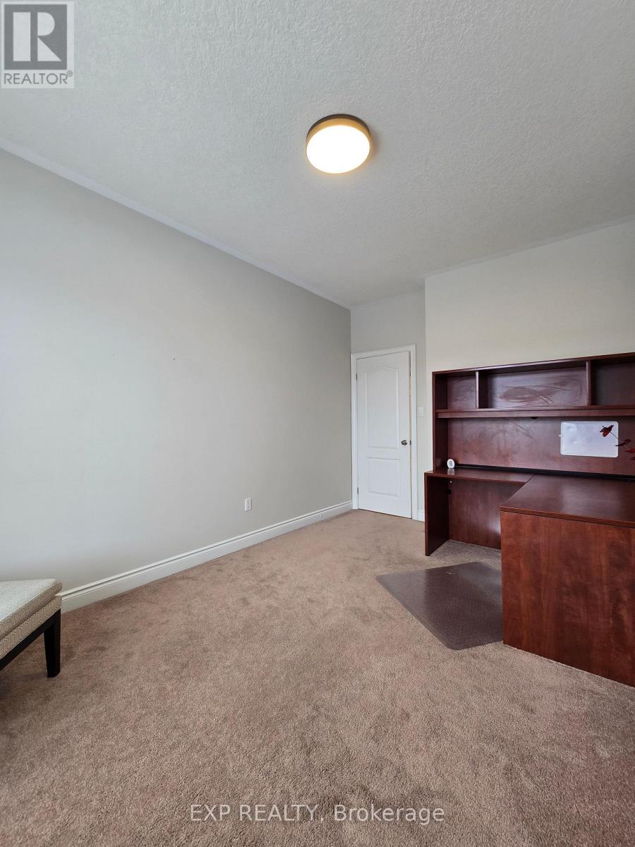 93 Tremaine Drive, Kitchener, Ontario  N2A 4M3 - Photo 35 - X12653348