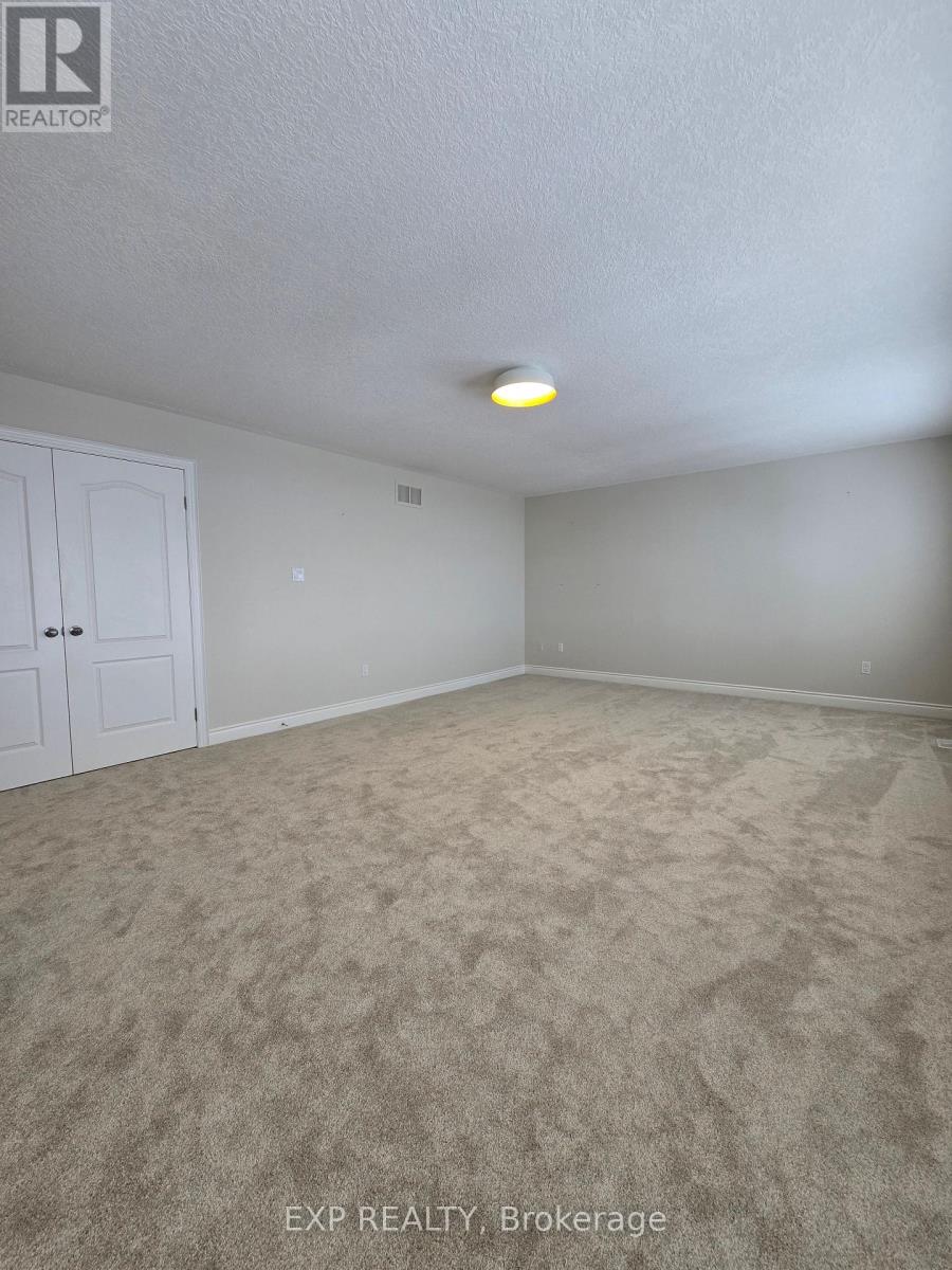 93 Tremaine Drive, Kitchener, Ontario  N2A 4M3 - Photo 41 - X12653348