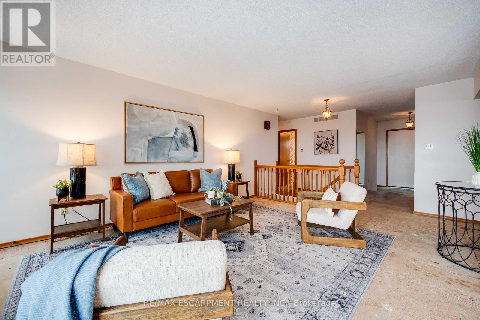 46 Esther Avenue, Cambridge, Ontario  N1S 4L6 - Photo 2 - X12657536