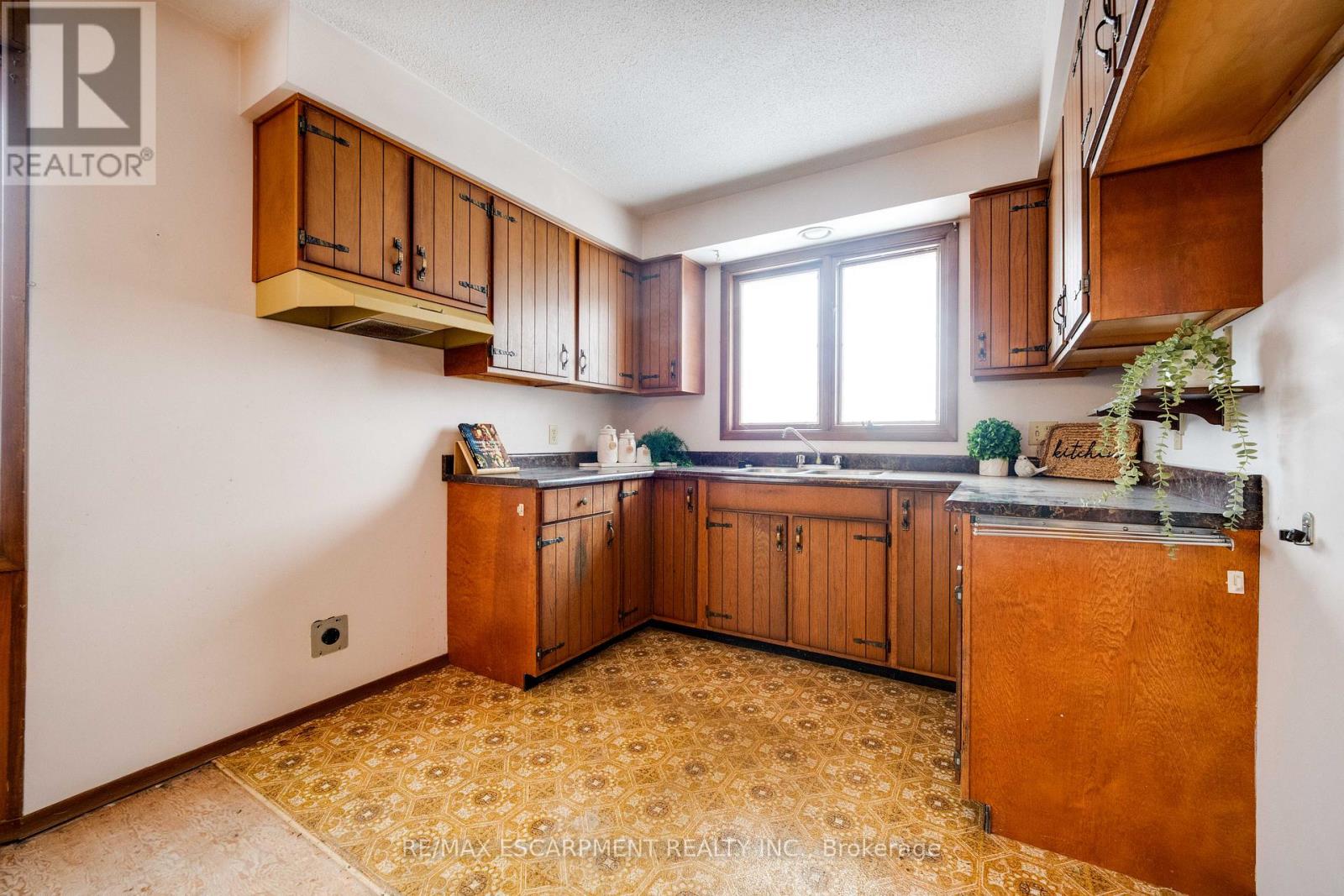 46 Esther Avenue, Cambridge, Ontario  N1S 4L6 - Photo 31 - X12657536