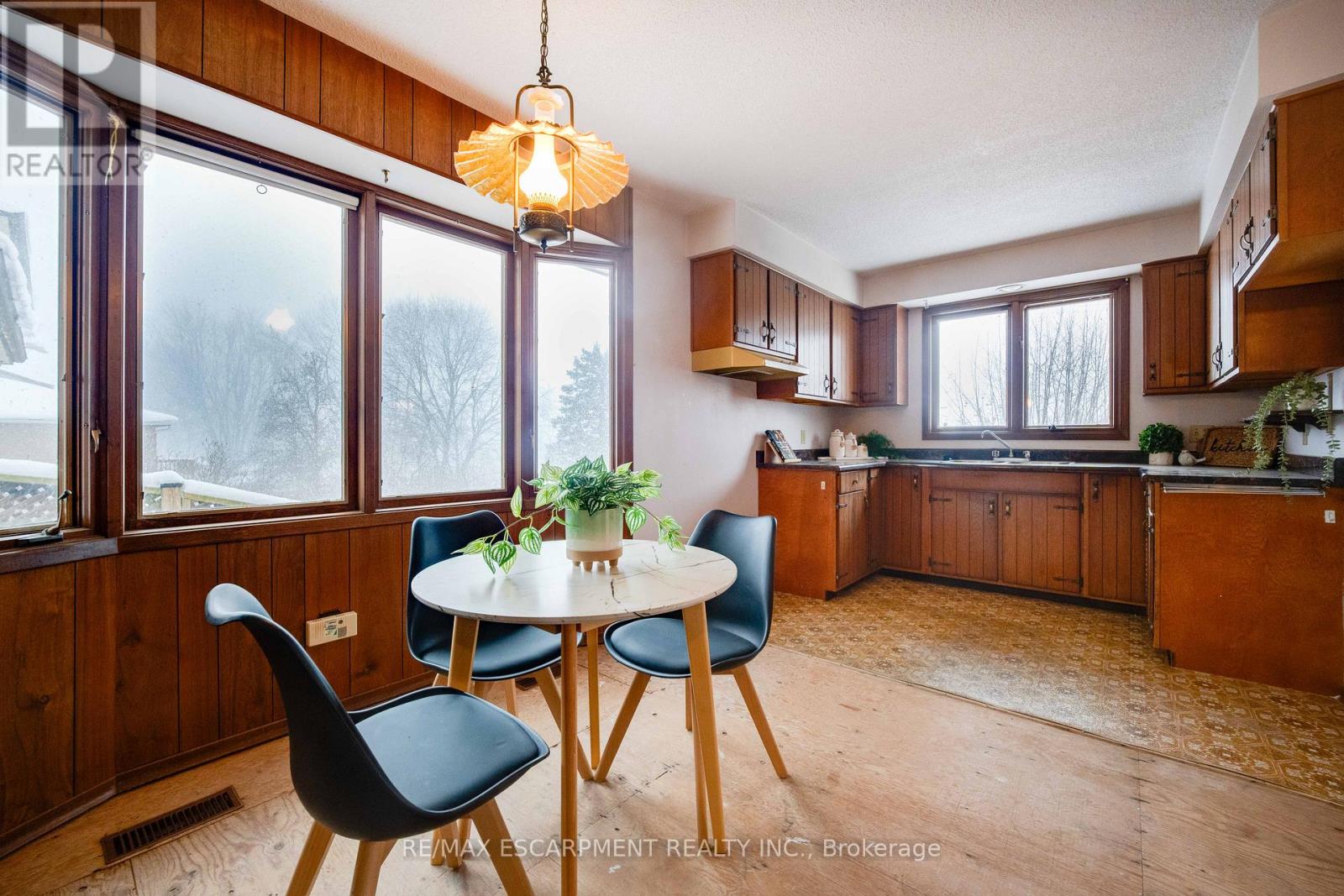 46 Esther Avenue, Cambridge, Ontario  N1S 4L6 - Photo 6 - X12657536