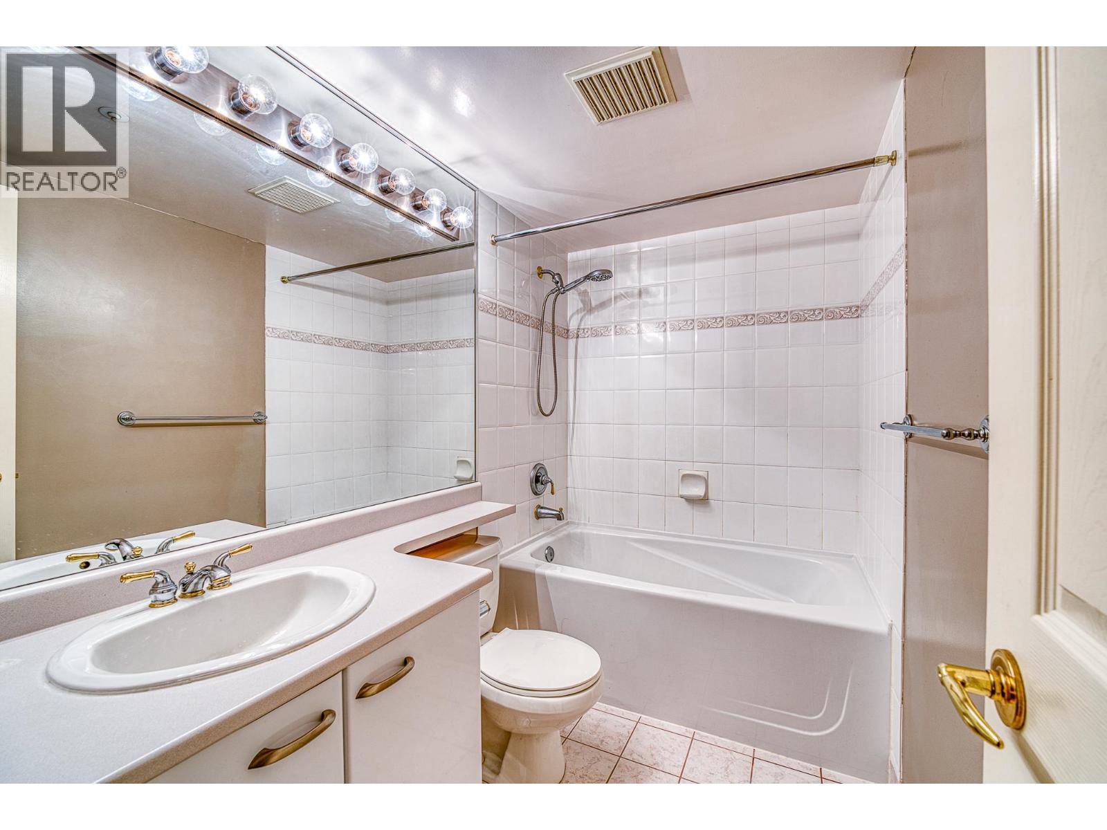 206 4505 Hazel Street, Burnaby, British Columbia V5H 4T1 - Photo 13 - R3075485