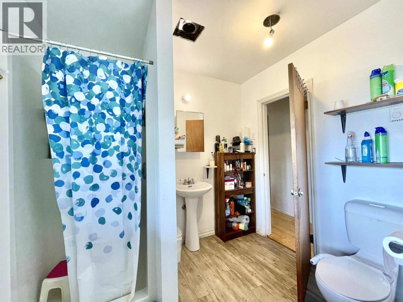 5693 Dolphin Street, Sechelt, British Columbia  V0N 3A0 - Photo 9 - R3075466