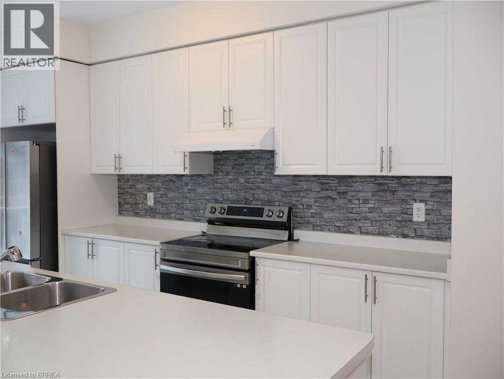 45 Baskett Street, Brantford, Ontario  N3T 0W3 - Photo 12 - 40793882