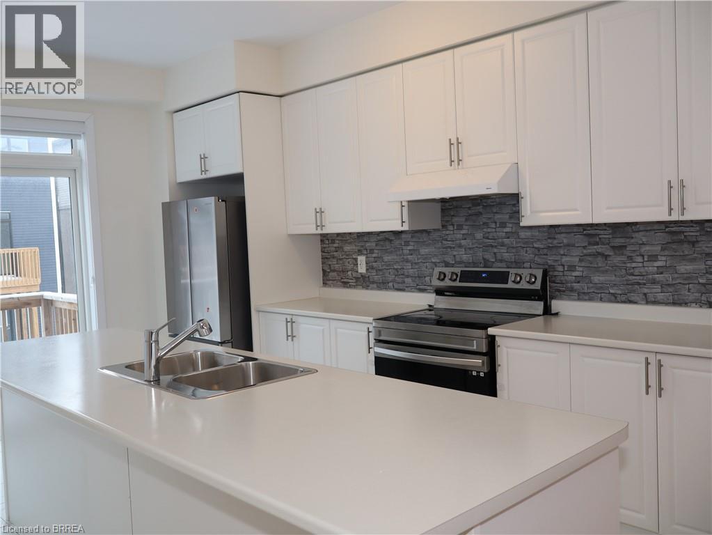 45 Baskett Street, Brantford, Ontario  N3T 0W3 - Photo 11 - 40793882