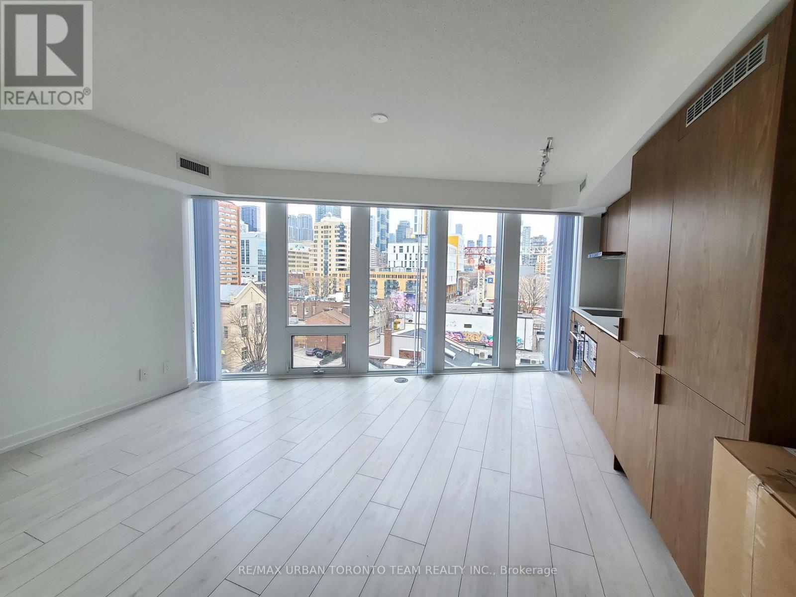 711 - 60 Shuter Street, Toronto, Ontario  M5B 0B7 - Photo 2 - C12657590