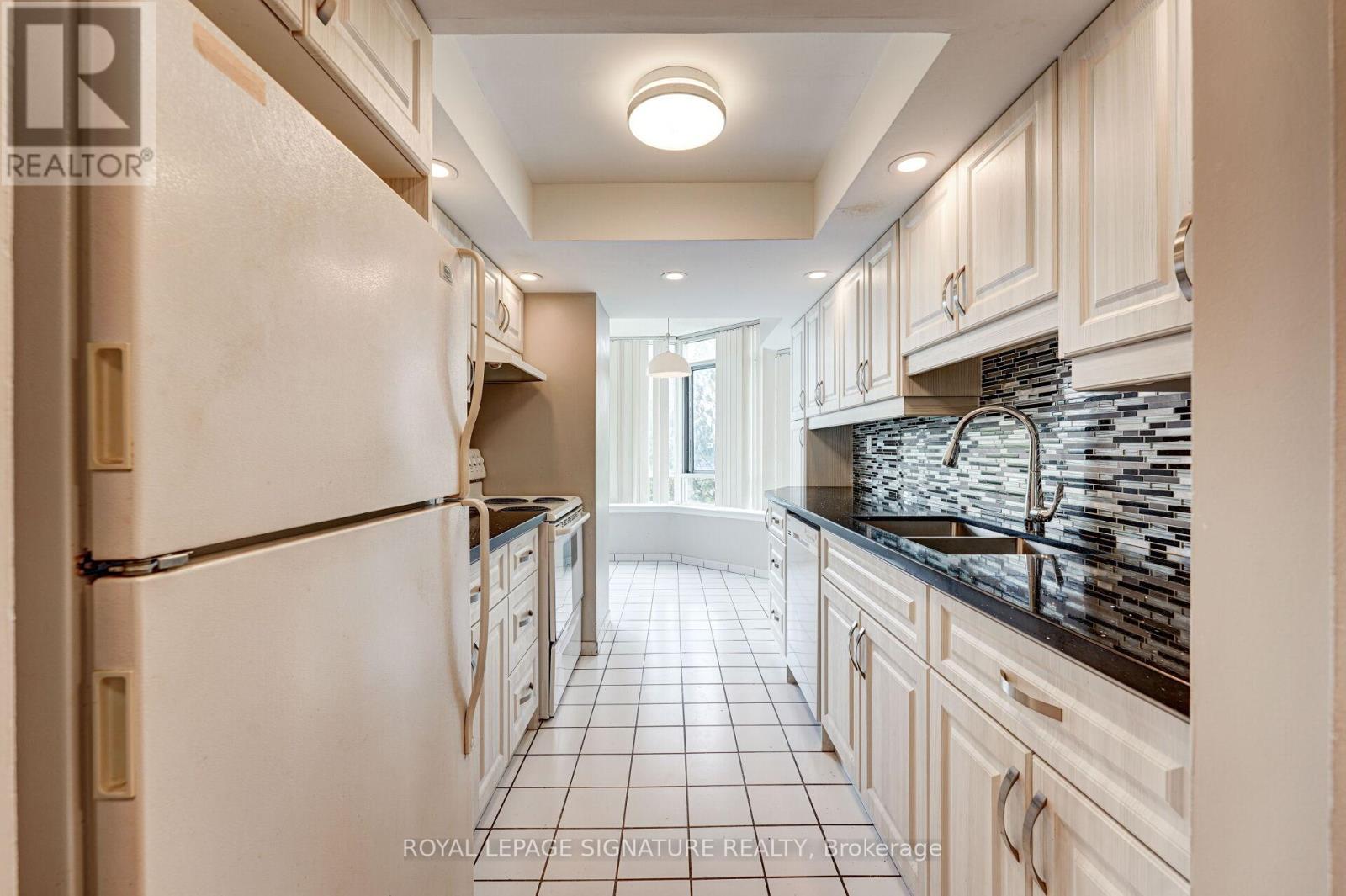 515 - 11753 Sheppard Avenue E, Toronto, Ontario  M1B 5M3 - Photo 14 - E12657574