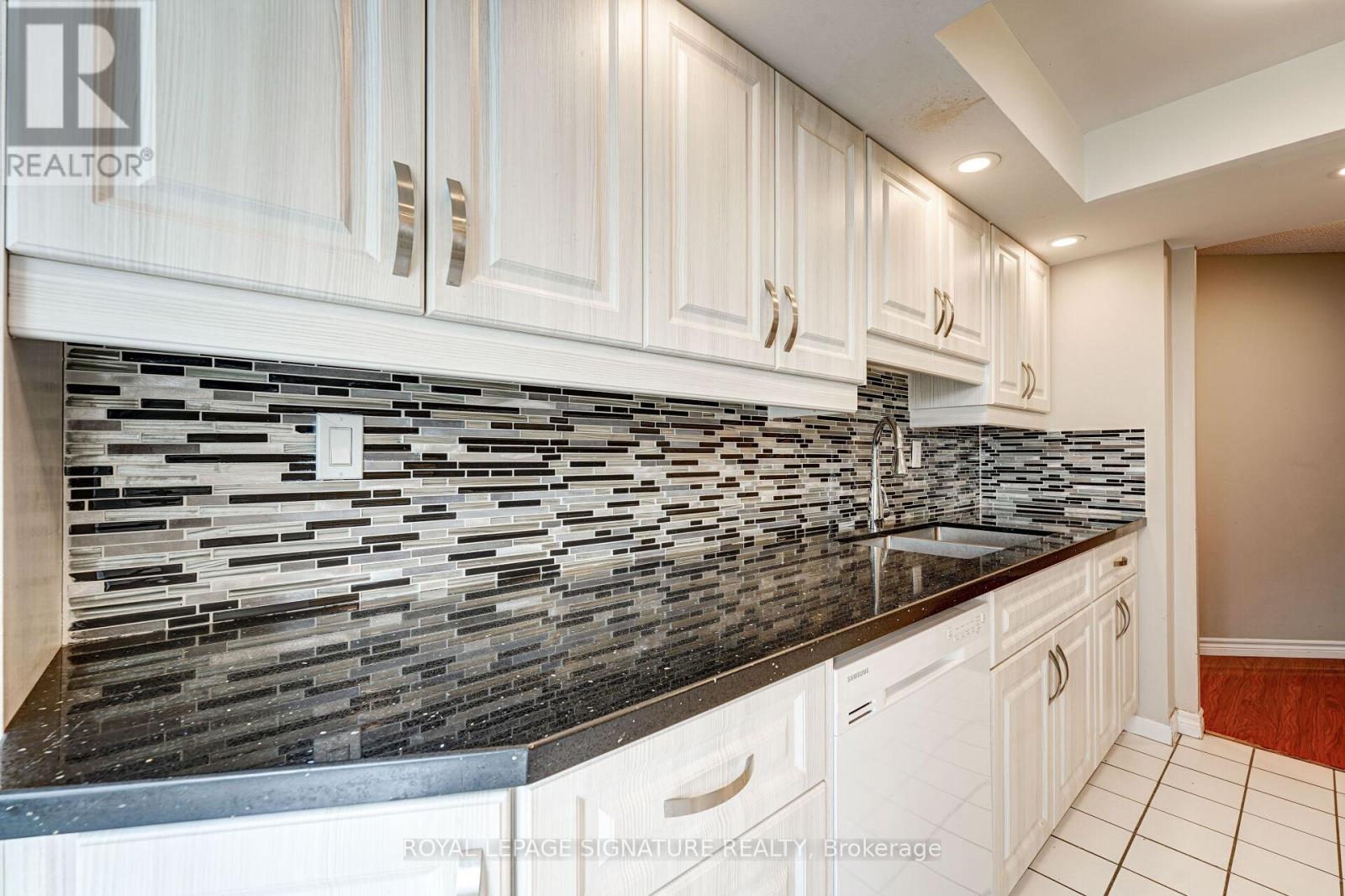 515 - 11753 Sheppard Avenue E, Toronto, Ontario  M1B 5M3 - Photo 17 - E12657574