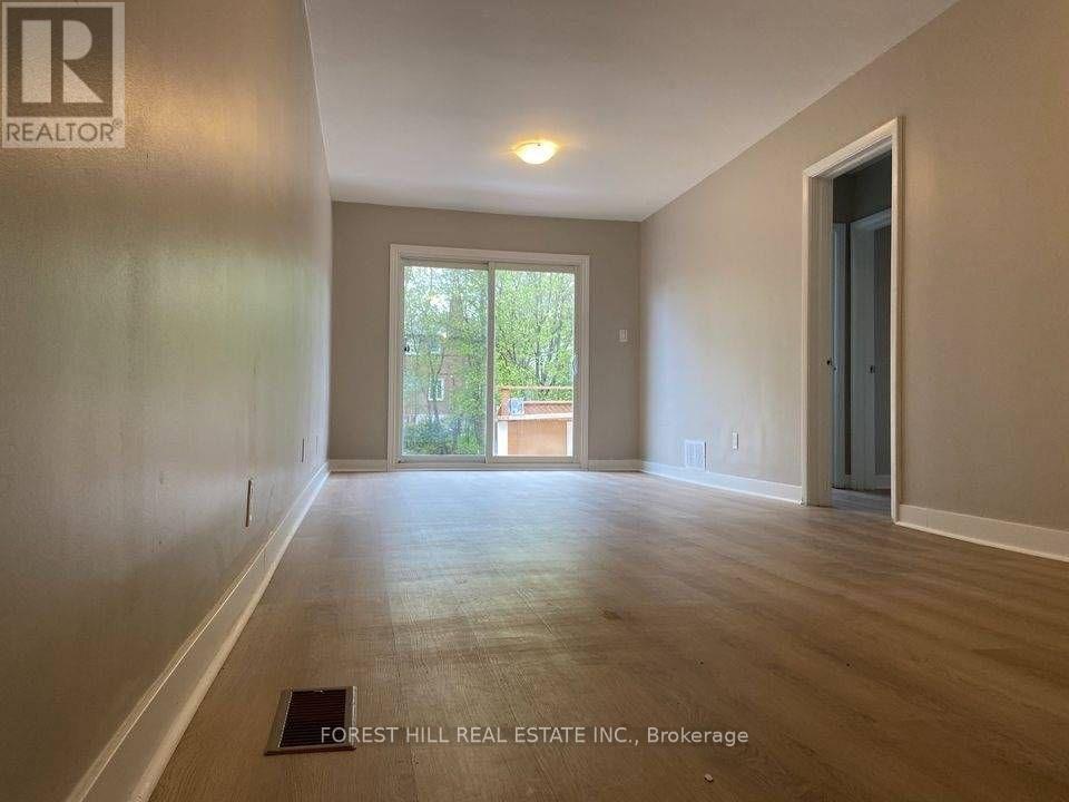 Main Flr - 28 Paula Boulevard, Toronto, Ontario  M8W 4B6 - Photo 16 - W12657354