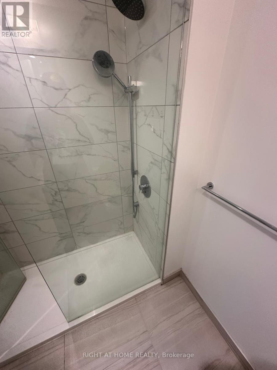 4905 - 5 Buttermill Avenue, Vaughan, Ontario  L4K 0T5 - Photo 14 - N12657576