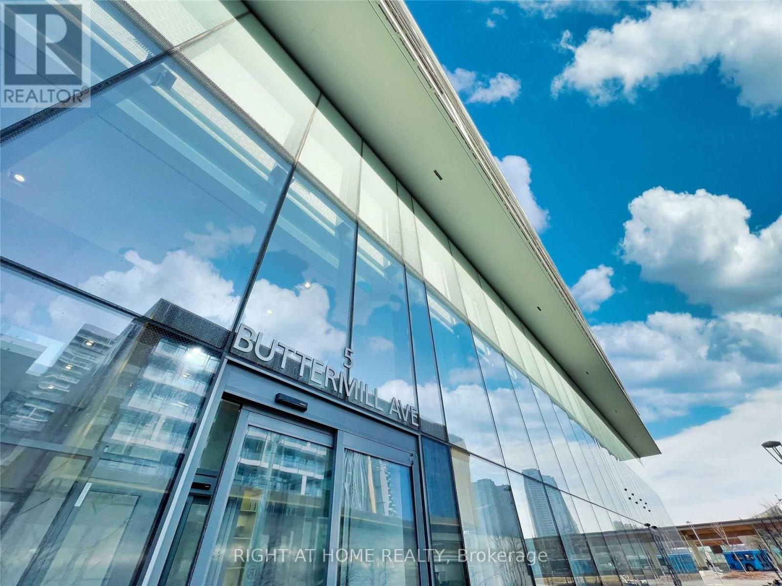 4905 - 5 Buttermill Avenue, Vaughan, Ontario  L4K 0T5 - Photo 2 - N12657576
