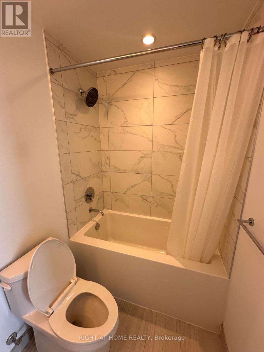 4905 - 5 Buttermill Avenue, Vaughan, Ontario  L4K 0T5 - Photo 9 - N12657576