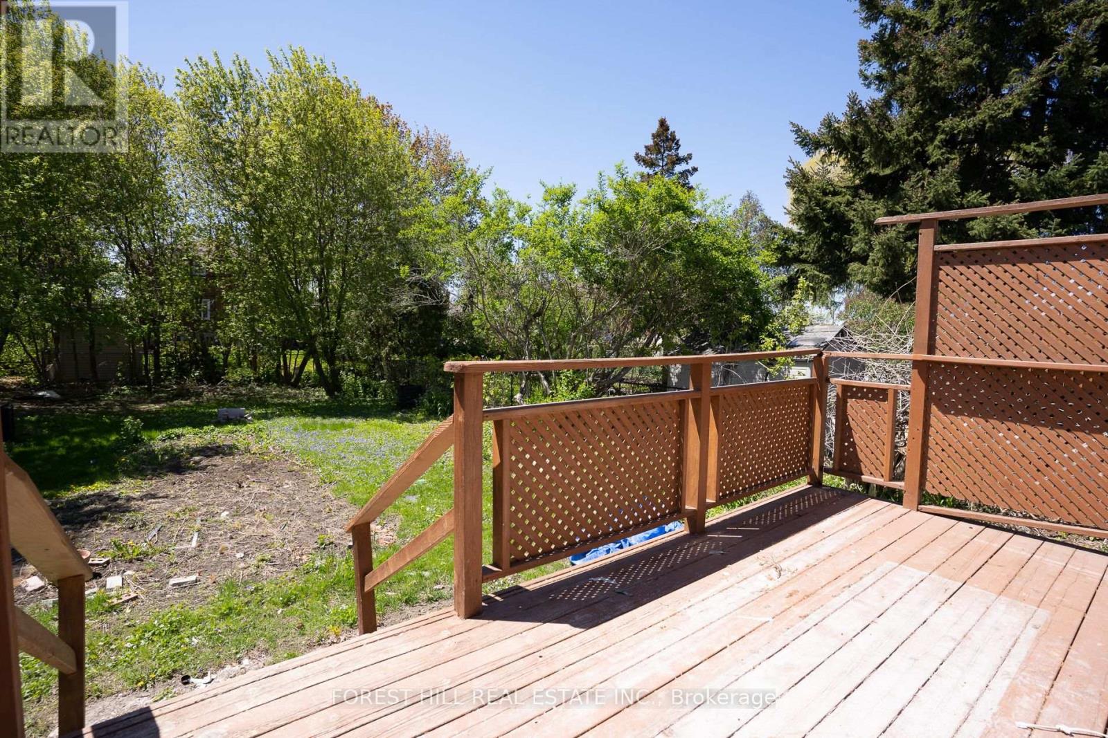 Main Flr - 28 Paula Boulevard, Toronto, Ontario  M8W 4B6 - Photo 30 - W12657354