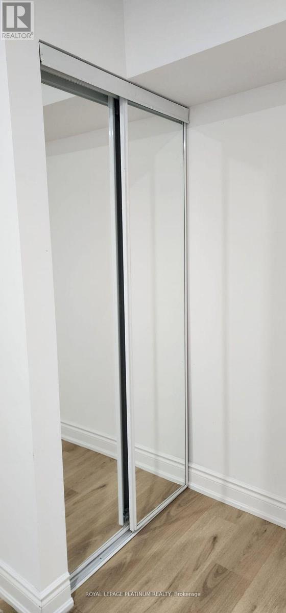 617 Windflower Crescent, Kitchener, Ontario  N2E 4E3 - Photo 8 - X12657594