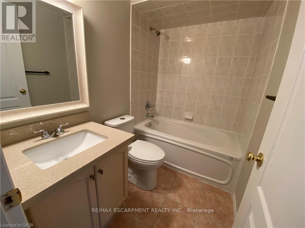 1 - 12 Shadetree Crescent, Hamilton, Ontario  L8J 3X2 - Photo 10 - X12657598