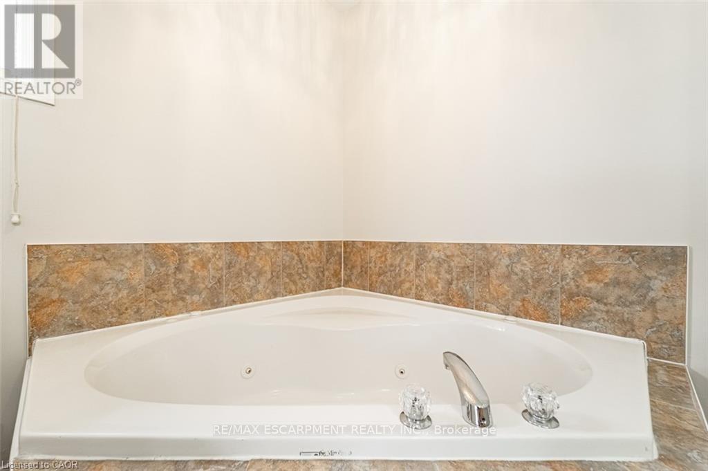 1 - 12 Shadetree Crescent, Hamilton, Ontario  L8J 3X2 - Photo 16 - X12657598