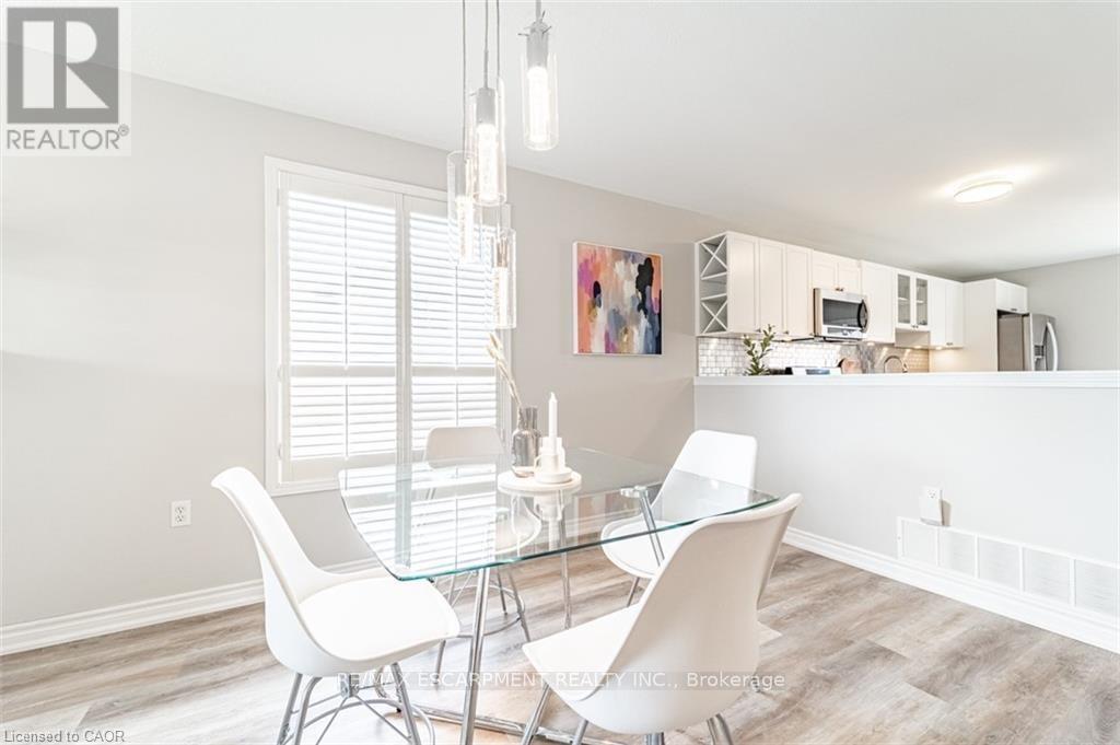 1 - 12 Shadetree Crescent, Hamilton, Ontario  L8J 3X2 - Photo 4 - X12657598