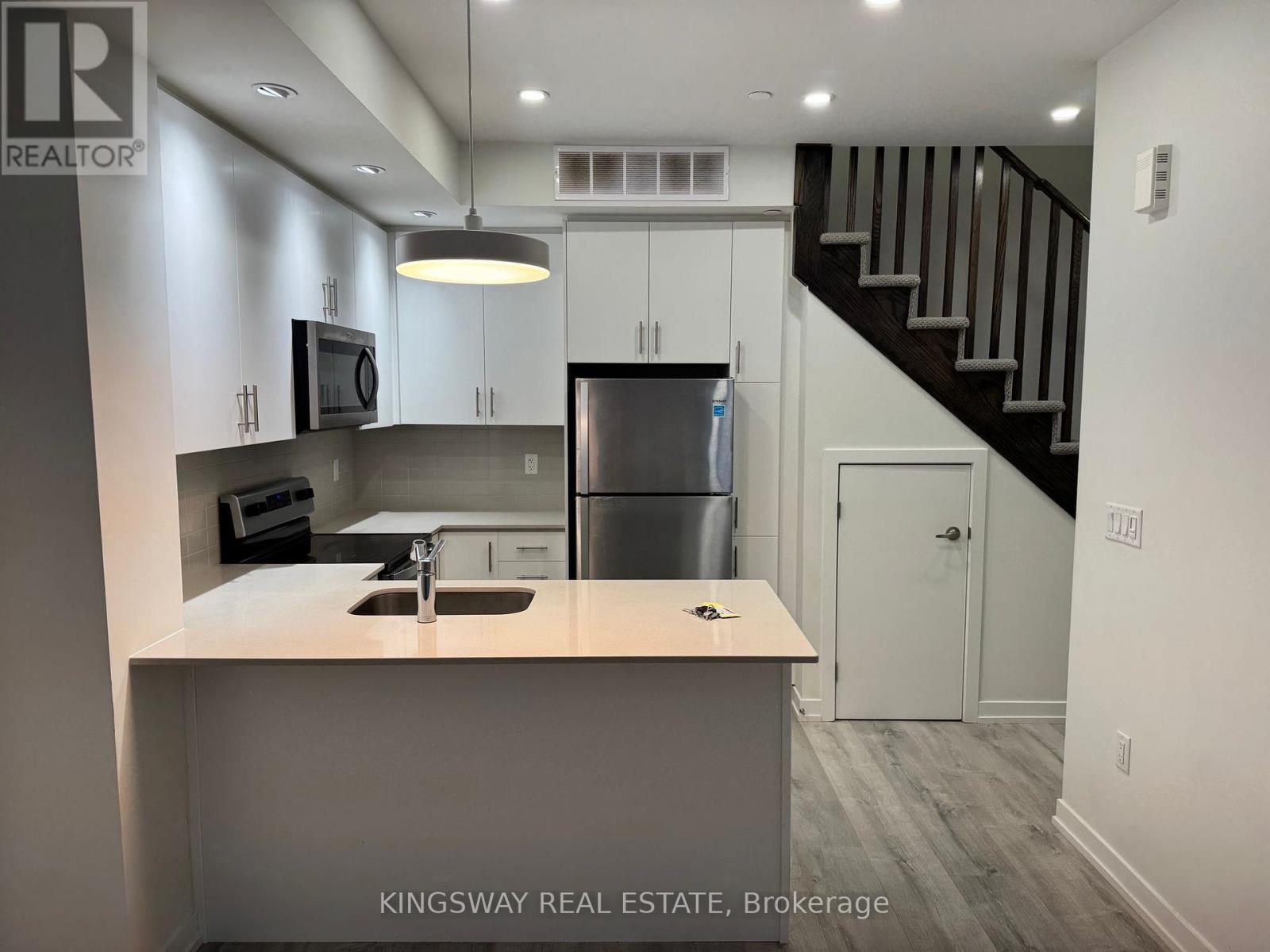 30 - 3550 Colonial Drive, Mississauga, Ontario  L5L 0C1 - Photo 7 - W12648862