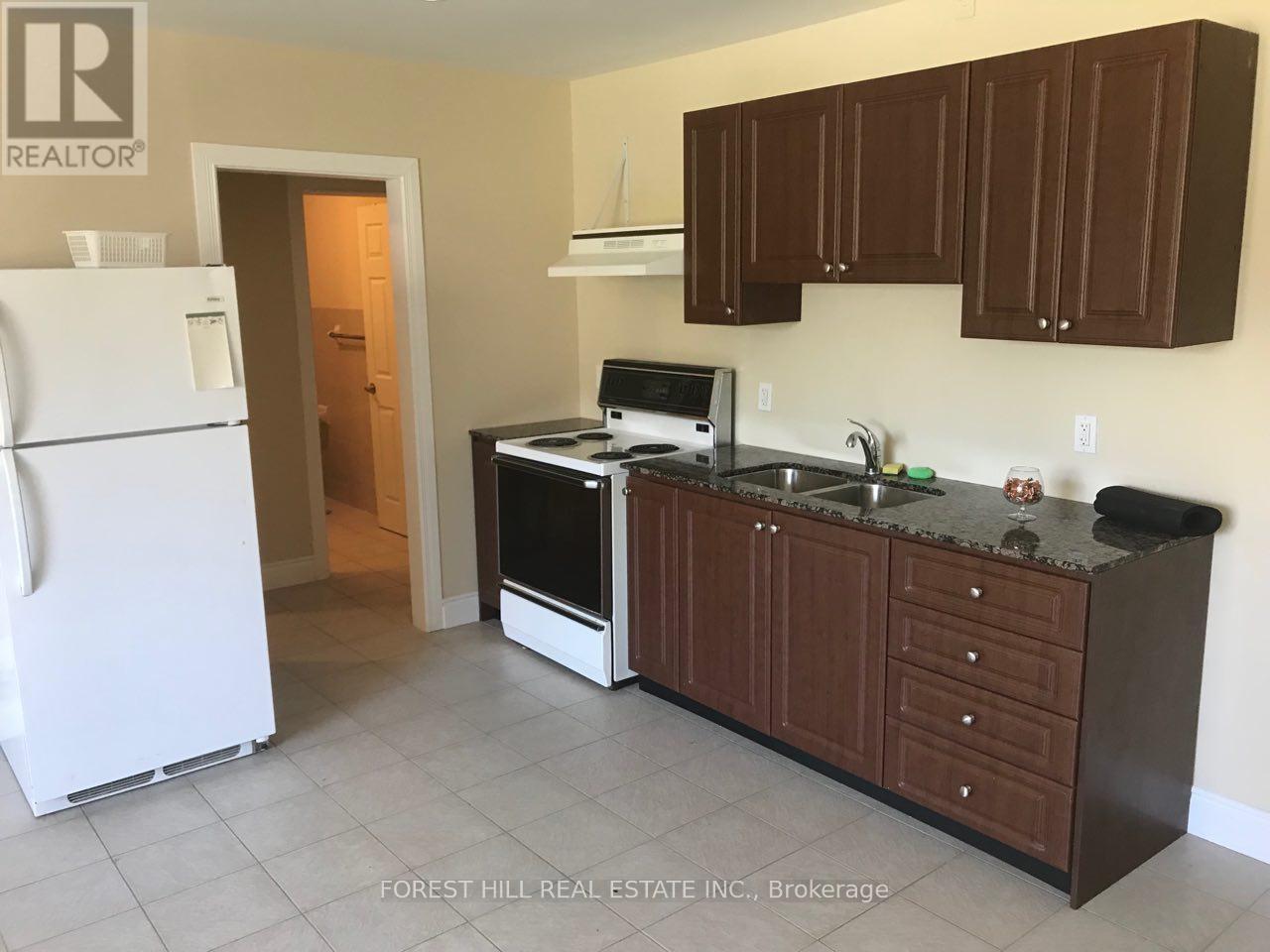 3 - 3430 Lakeshore Boulevard W, Toronto, Ontario  M8W 1N3 - Photo 6 - W12657360