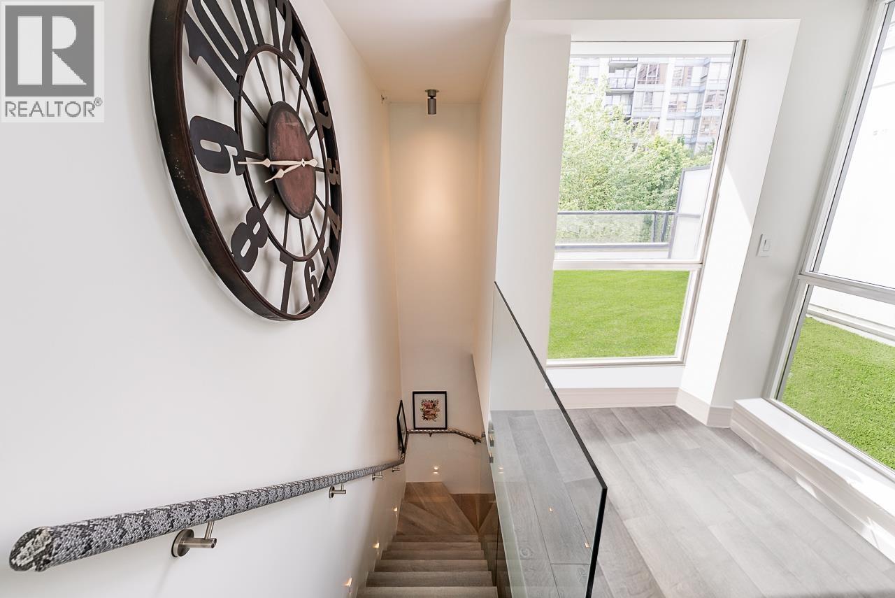 938 Beatty Street, Vancouver, British Columbia  V6Z 3G6 - Photo 11 - R3074900