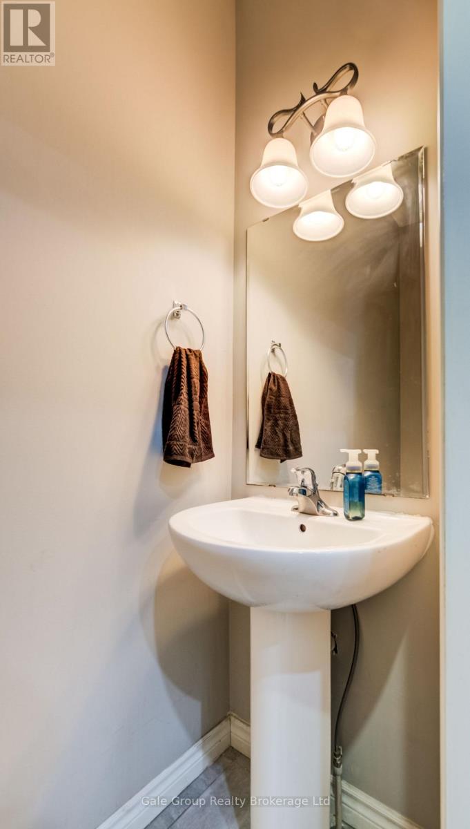 169 Links Crescent, Woodstock, Ontario  N4S 0L9 - Photo 17 - X12654294