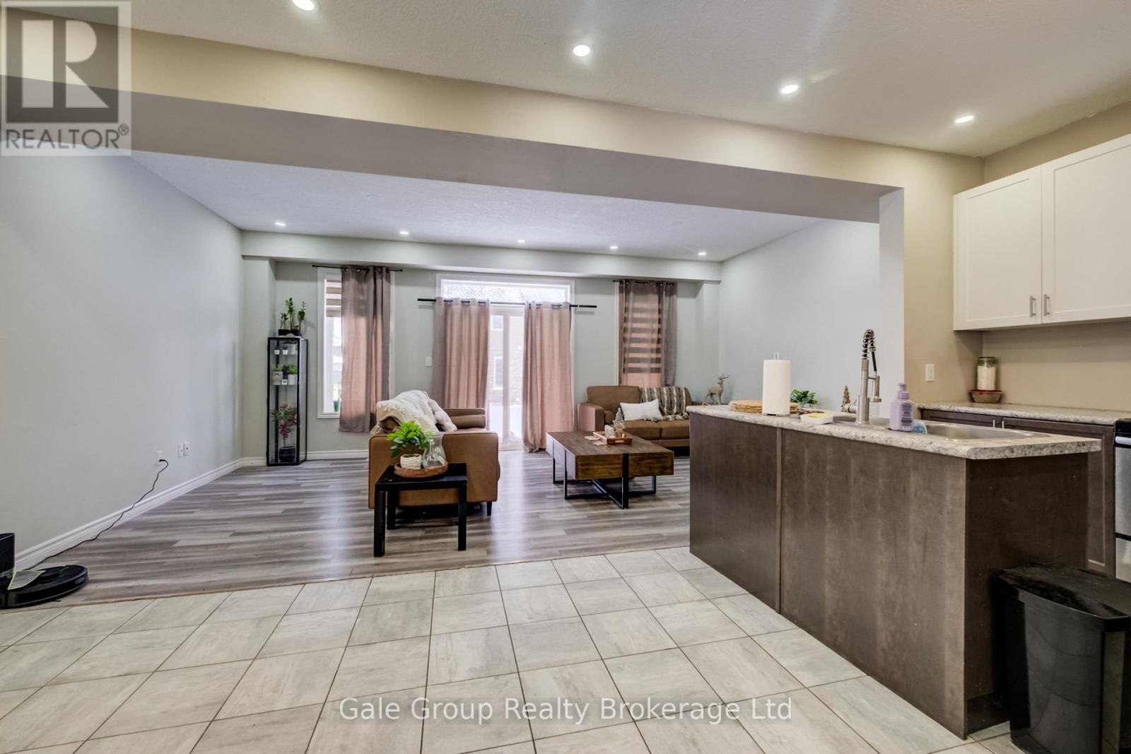 169 Links Crescent, Woodstock, Ontario  N4S 0L9 - Photo 15 - X12654294