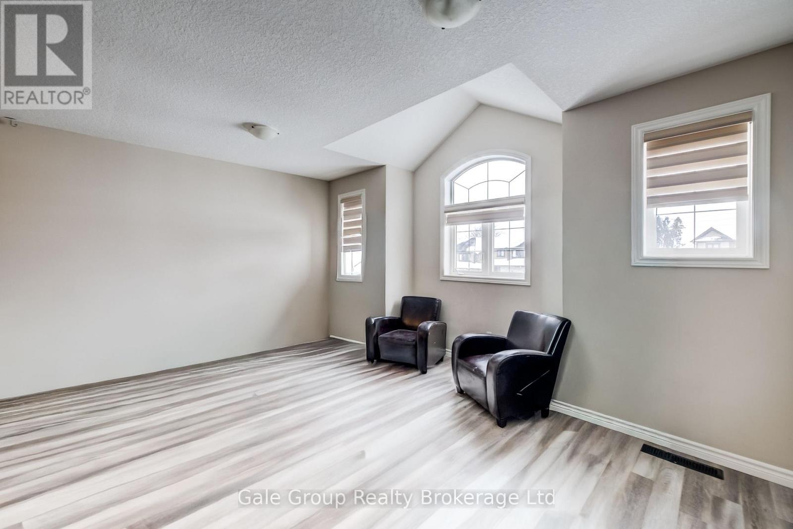 169 Links Crescent, Woodstock, Ontario  N4S 0L9 - Photo 20 - X12654294