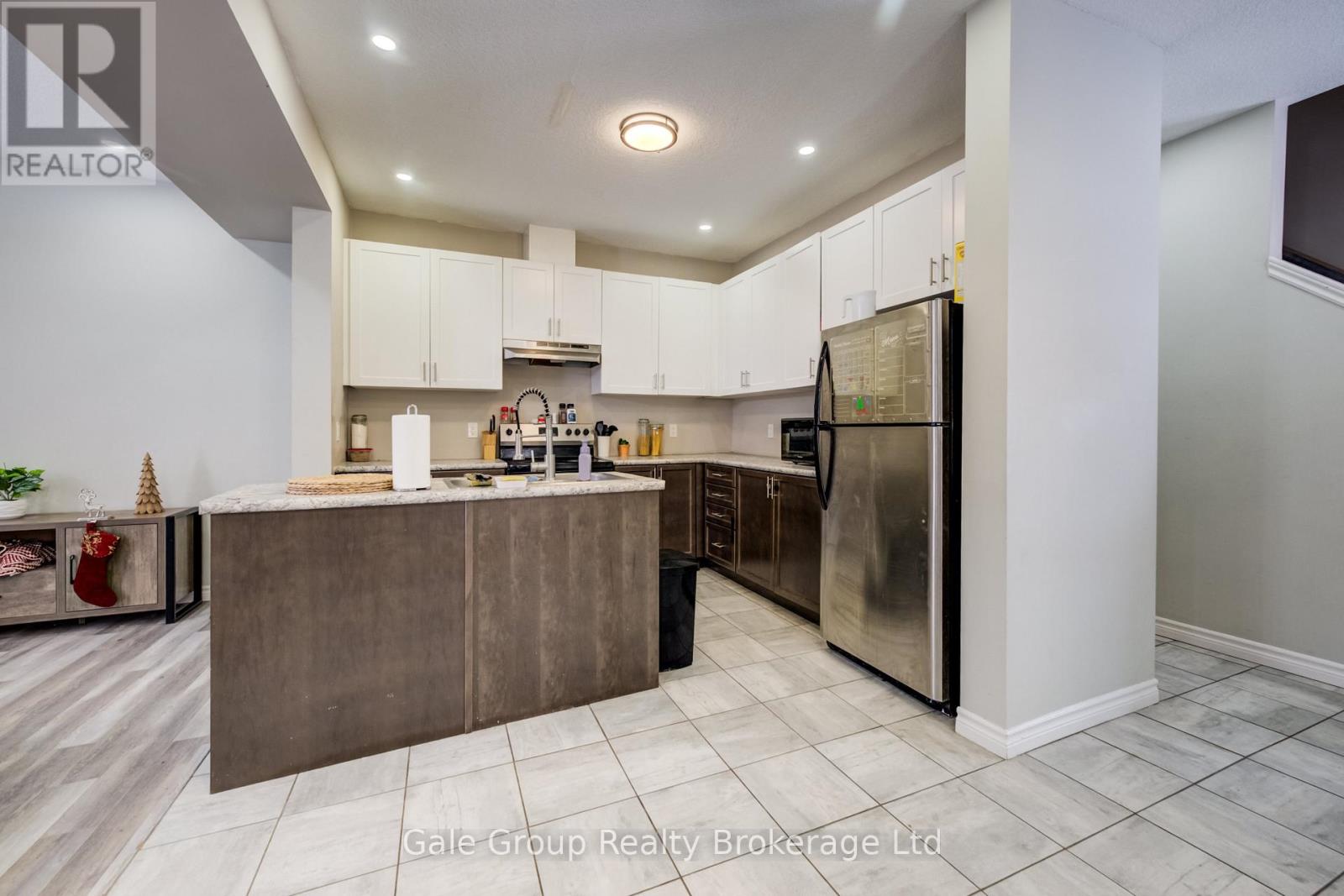 169 Links Crescent, Woodstock, Ontario  N4S 0L9 - Photo 5 - X12654294