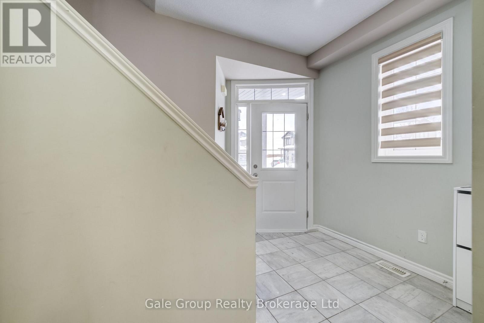 169 Links Crescent, Woodstock, Ontario  N4S 0L9 - Photo 4 - X12654294