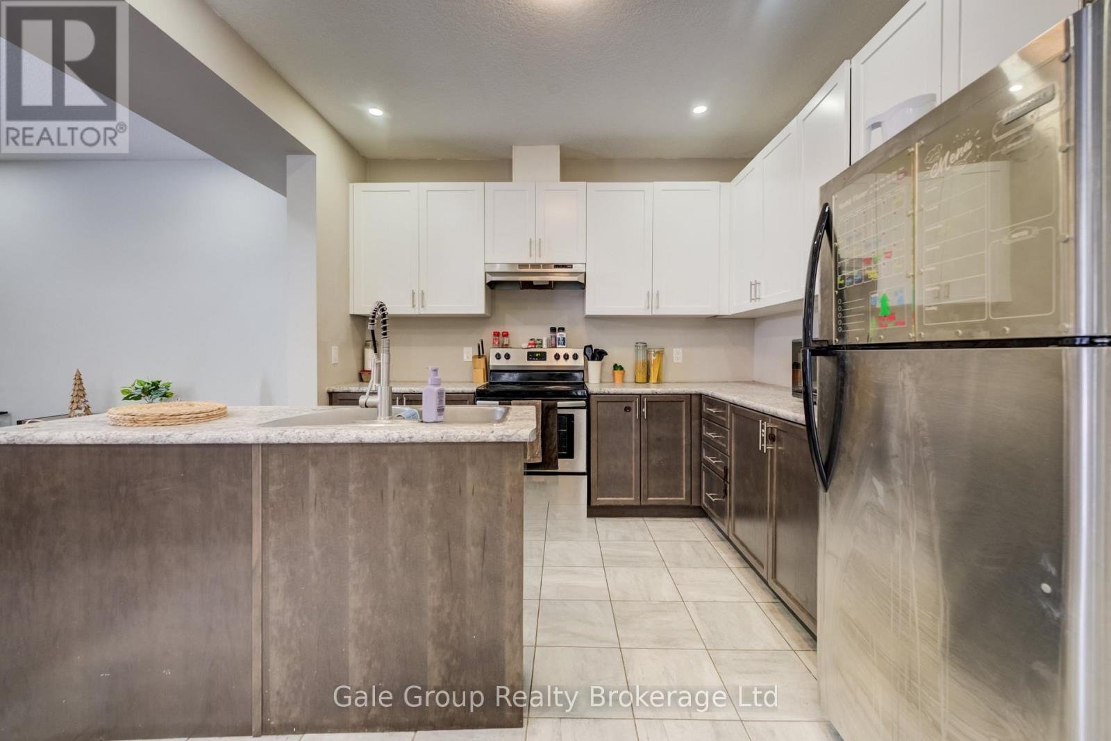 169 Links Crescent, Woodstock, Ontario  N4S 0L9 - Photo 8 - X12654294