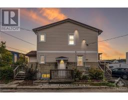 136 DESCHAMPS AVENUE, Ottawa, Ontario