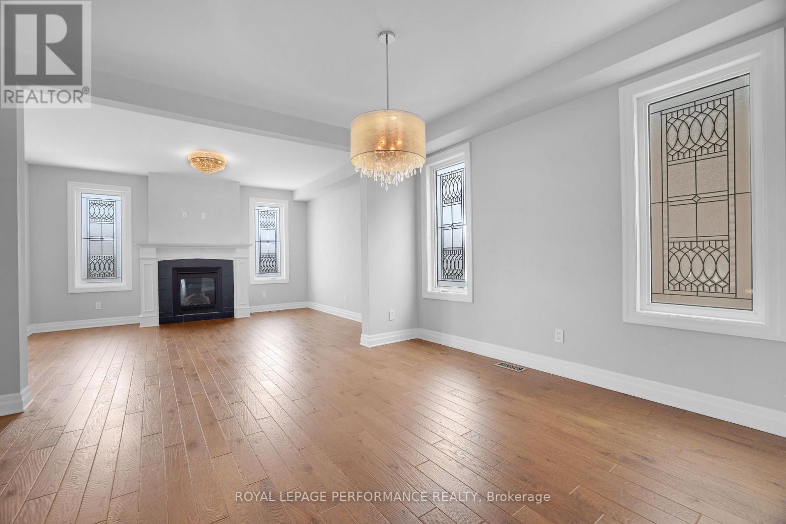 508 Yellow Birch Street, Ottawa, Ontario  K1W 0J3 - Photo 8 - X12657662