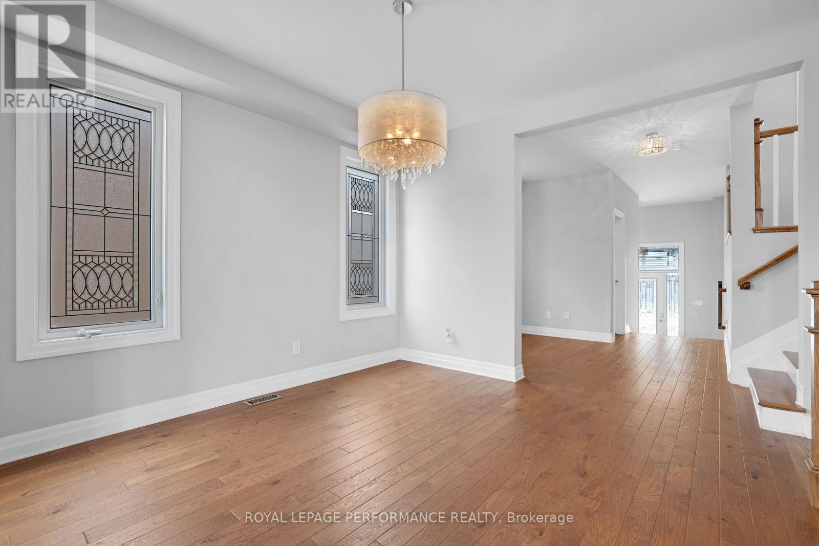 508 Yellow Birch Street, Ottawa, Ontario  K1W 0J3 - Photo 10 - X12657662