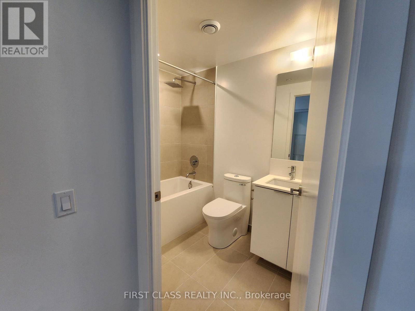 Ph07 - 8 Wellesley Street, Toronto, Ontario  M4Y 0J5 - Photo 4 - C12657640