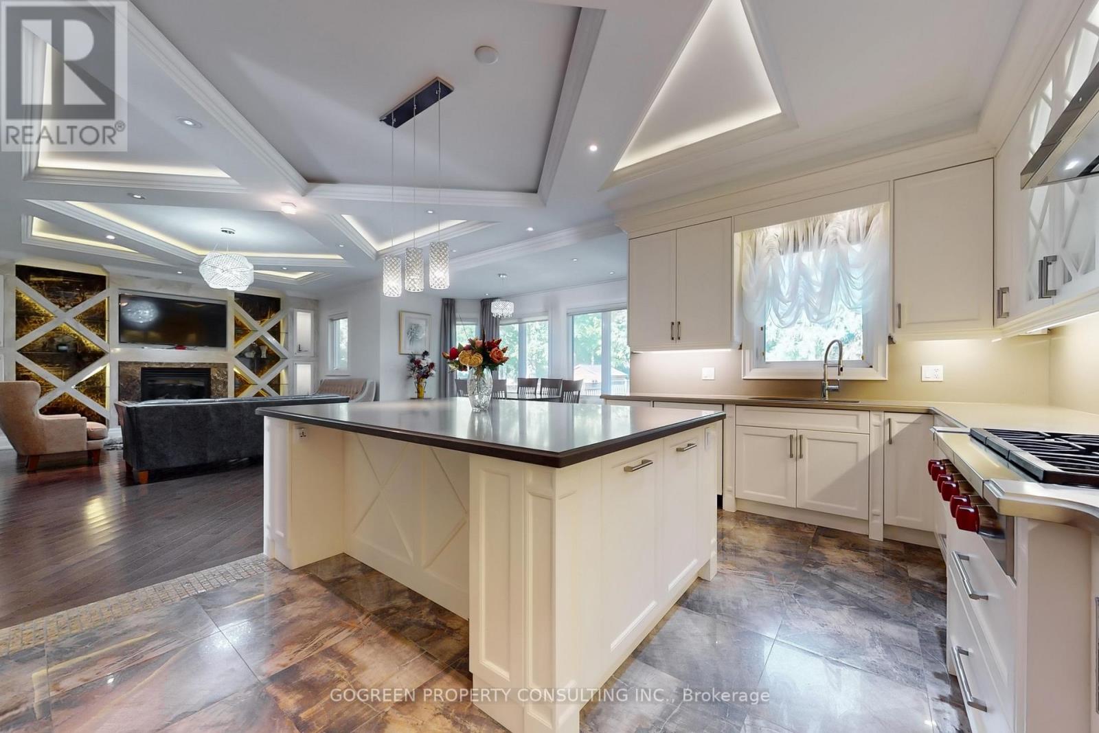 11 Elmview Avenue, Toronto, Ontario  M2N 2S5 - Photo 15 - C12657642