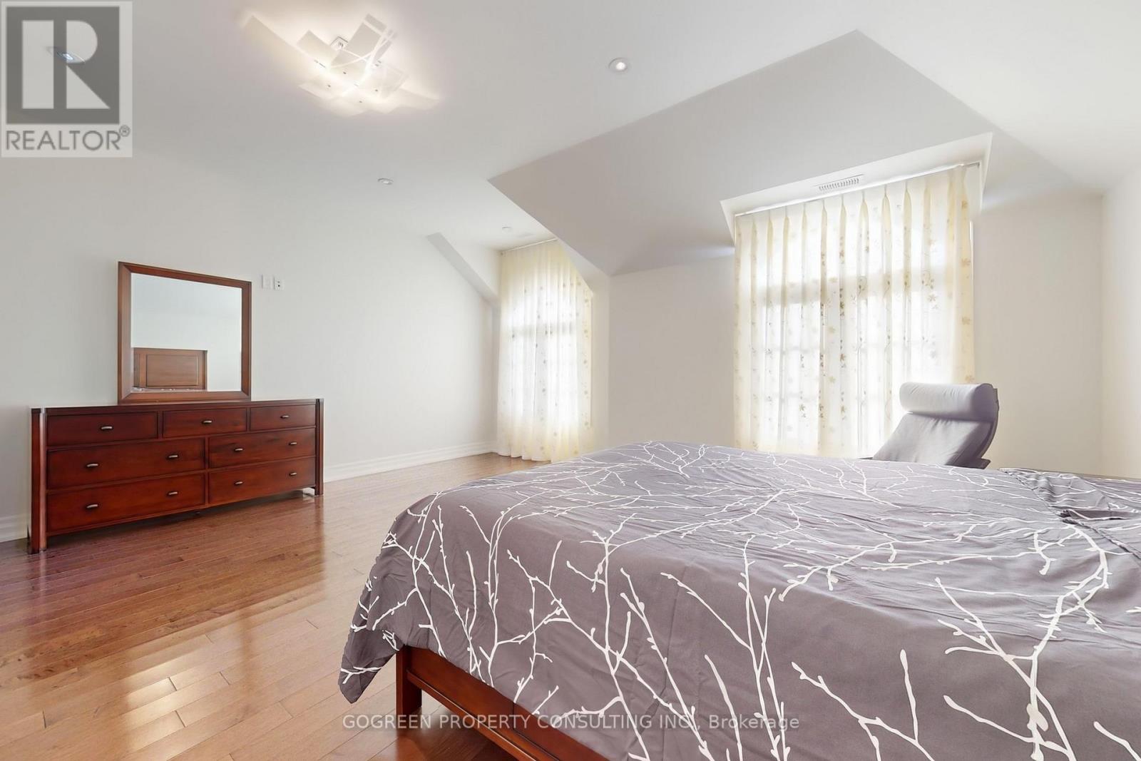 11 Elmview Avenue, Toronto, Ontario  M2N 2S5 - Photo 30 - C12657642