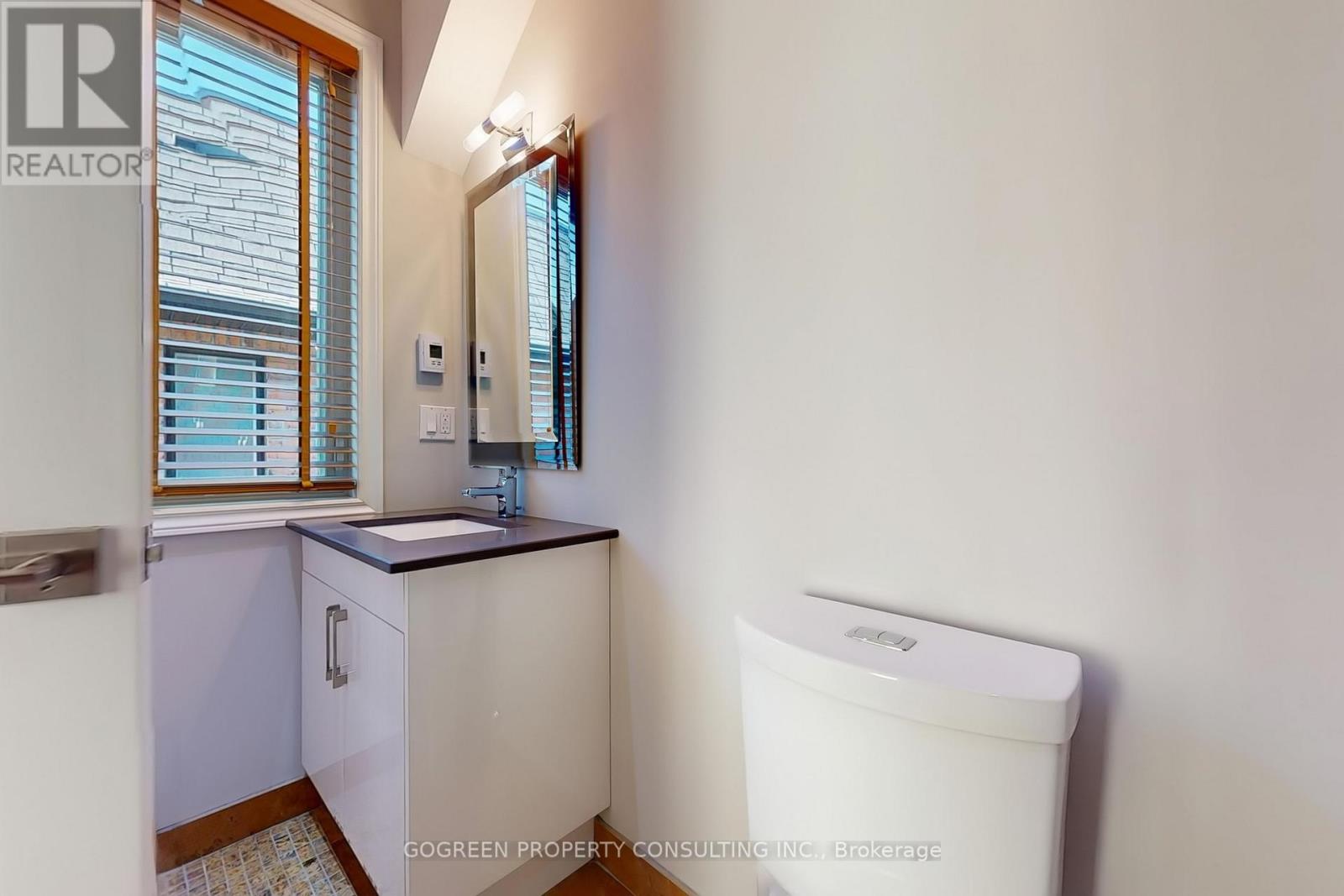 11 Elmview Avenue, Toronto, Ontario  M2N 2S5 - Photo 32 - C12657642