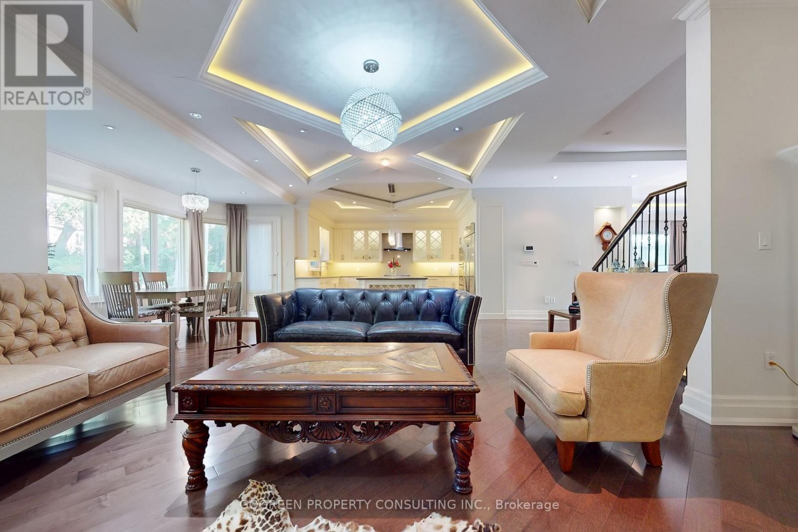 11 Elmview Avenue, Toronto, Ontario  M2N 2S5 - Photo 4 - C12657642